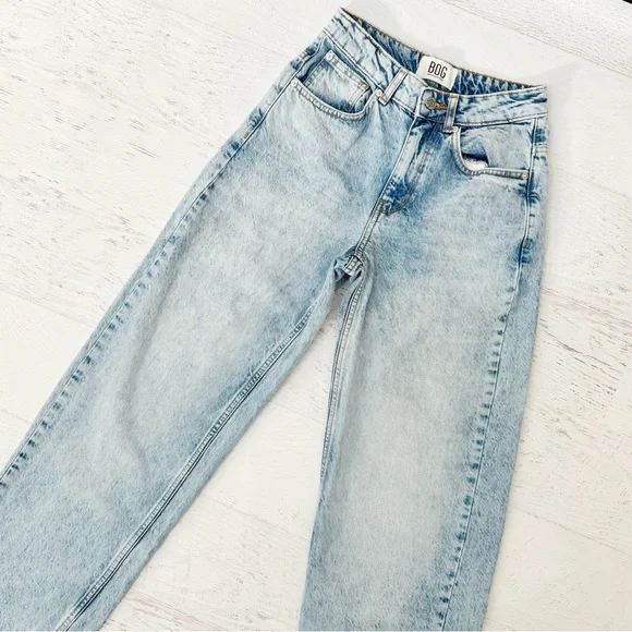 BDG Bella Baggy Blue Jeans Size 24 - Picture 2 of 4